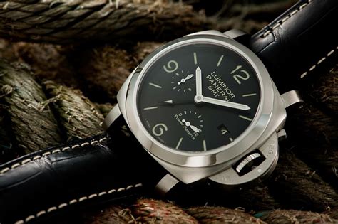 panerai pam 321 review|panerai luminor model.